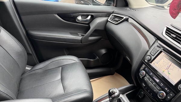 Used Nissan Qashqai 2017 for sale - 76298883: Photo 24