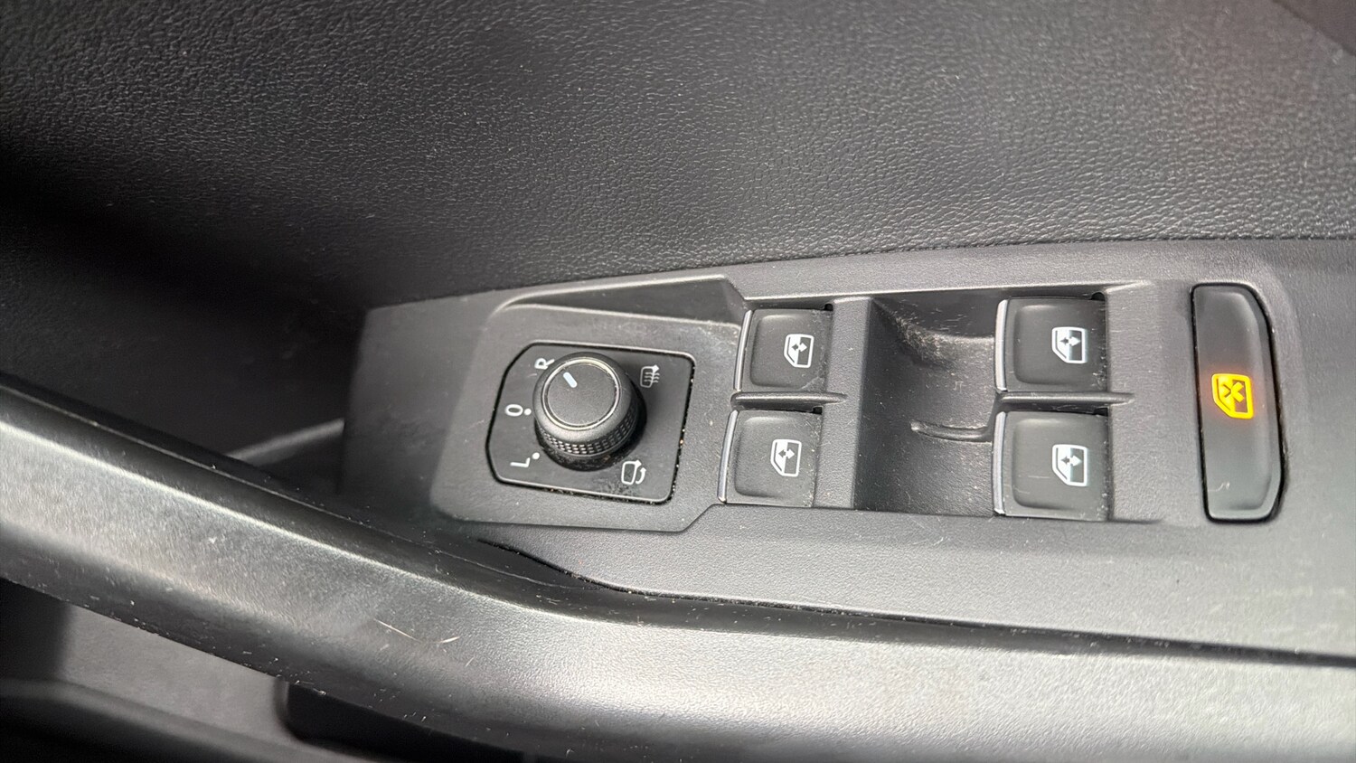 Used Volkswagen T-Cross 2022 for sale - 76319515: Photo 28