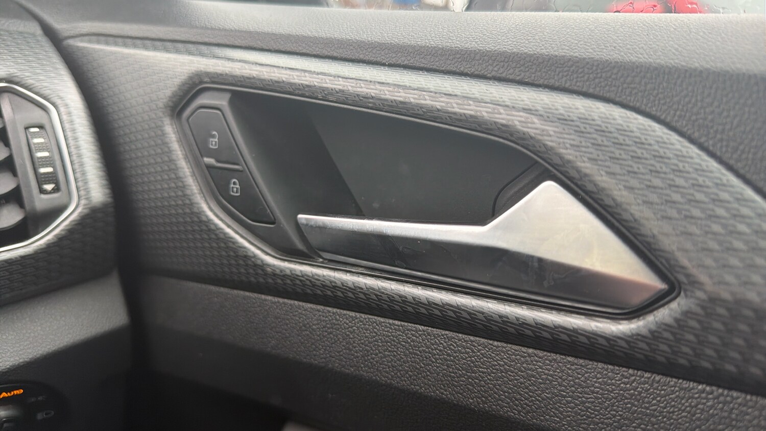 Used Volkswagen T-Cross 2022 for sale - 76319515: Photo 29