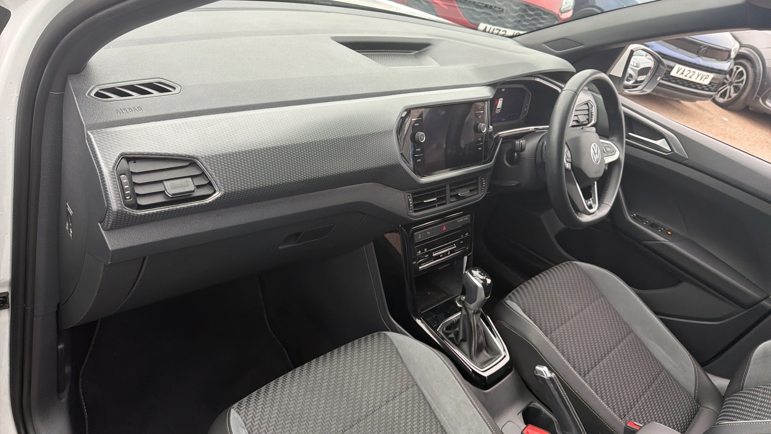 Used Volkswagen T-Cross 2022 for sale - 76319515: Photo 9