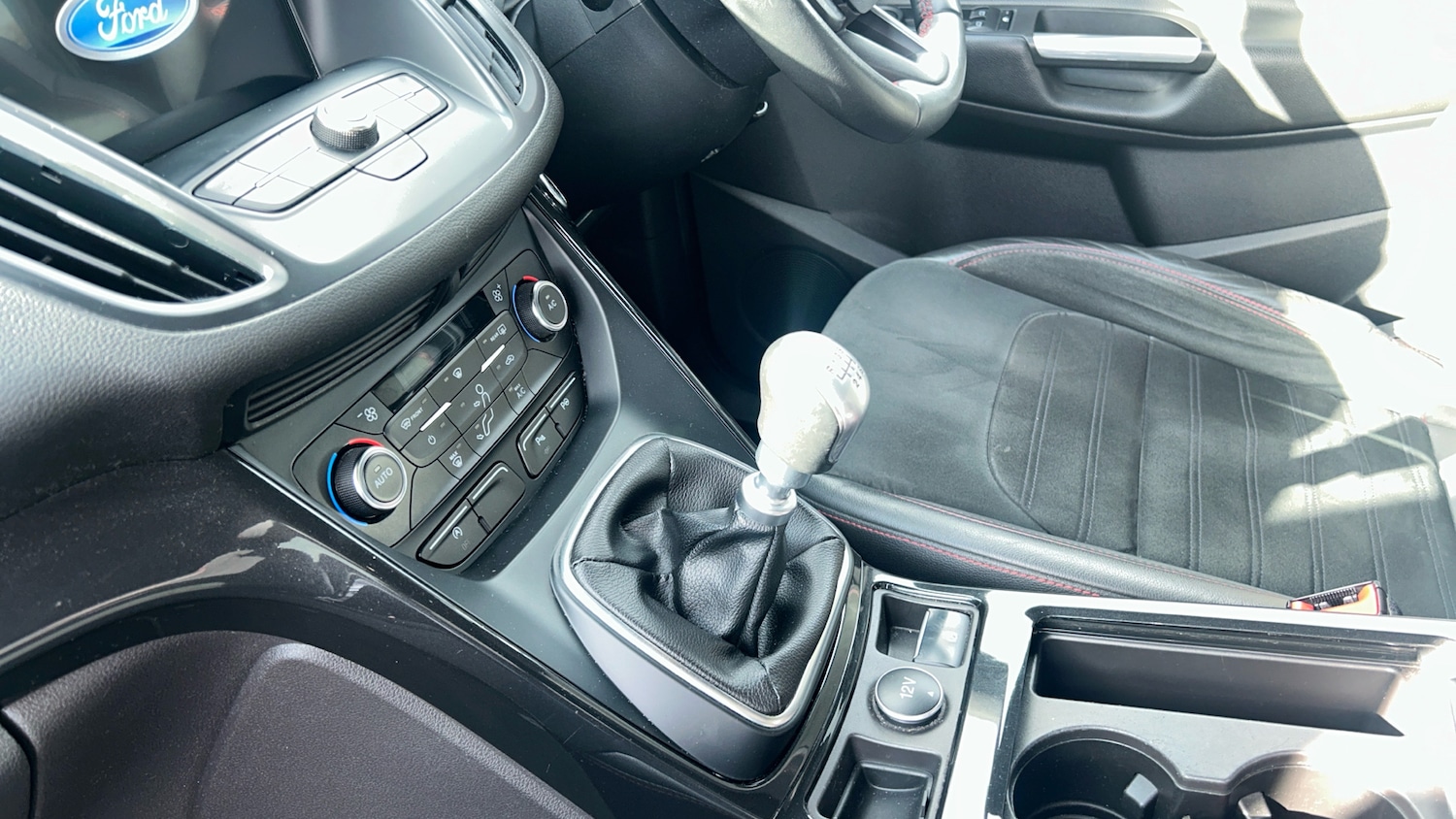 Used Ford Kuga 2018 for sale - 76391208: Photo 13