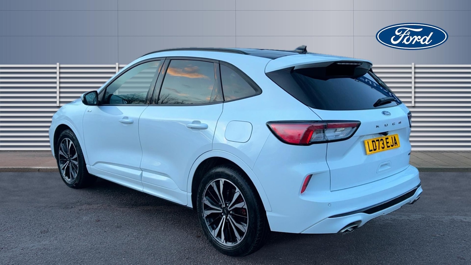 Used Ford Kuga 2023 for sale - 76795074: Photo 2