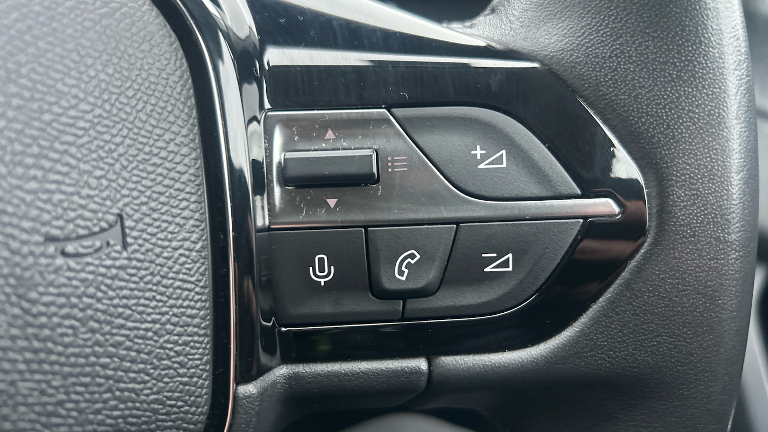 Used Peugeot 308 2022 for sale - 77220252: Photo 40