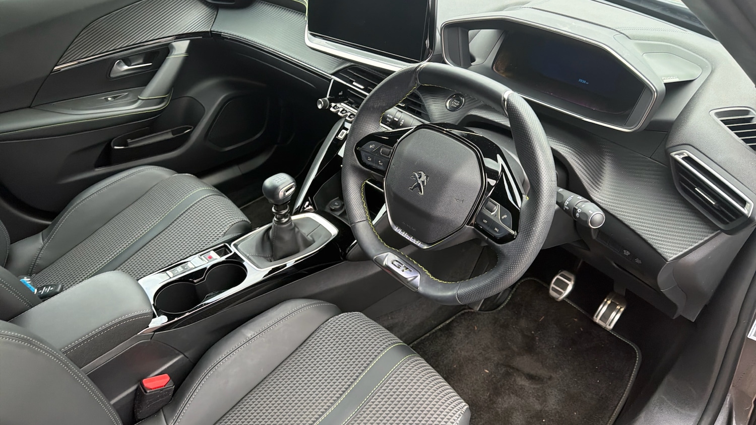 Used Peugeot 2008 2023 for sale - 76352398: Photo 11