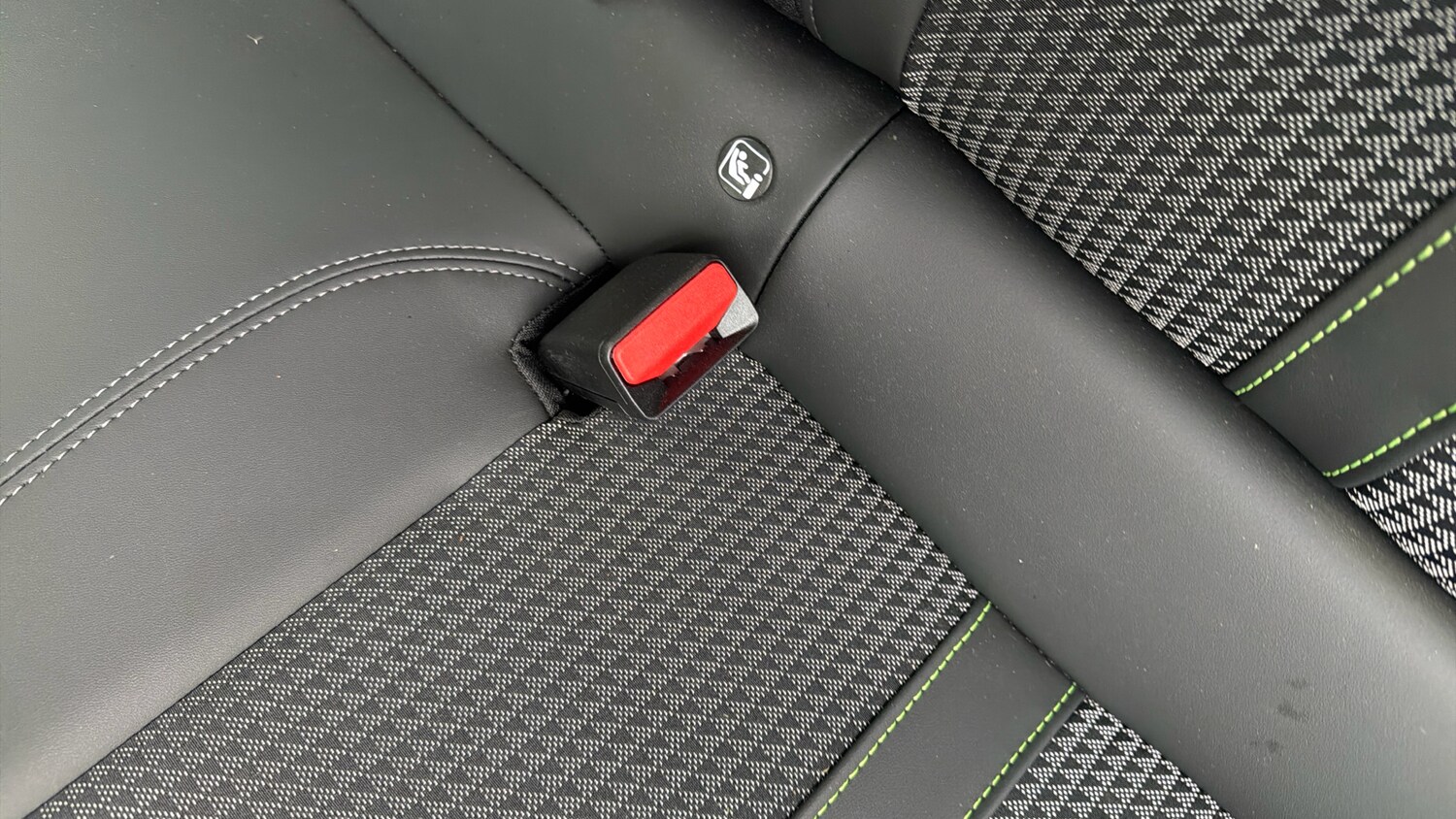 Used Peugeot 2008 2023 for sale - 76352398: Photo 17