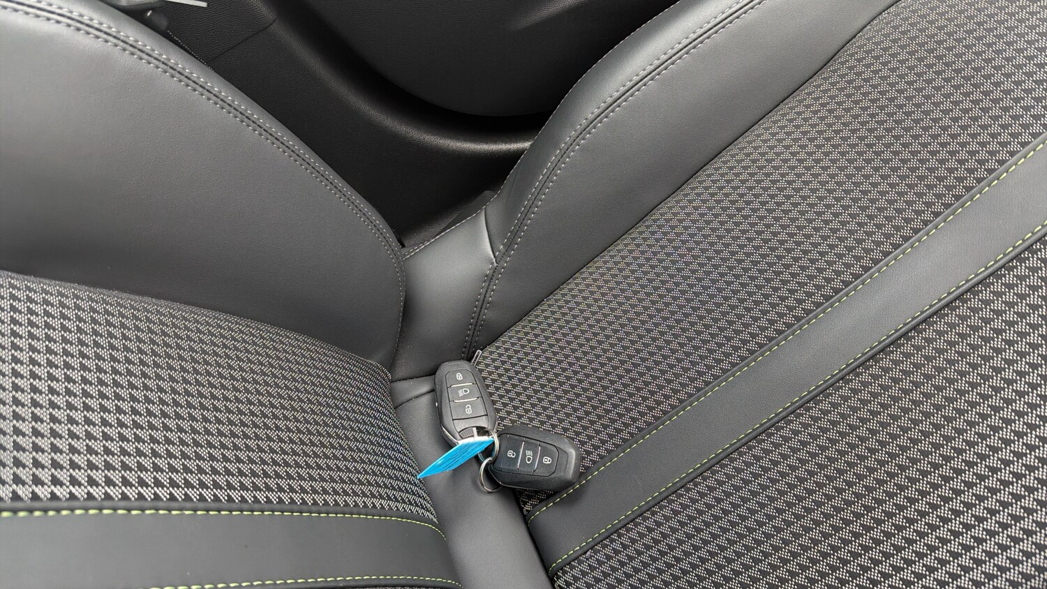 Used Peugeot 2008 2023 for sale - 76352398: Photo 19