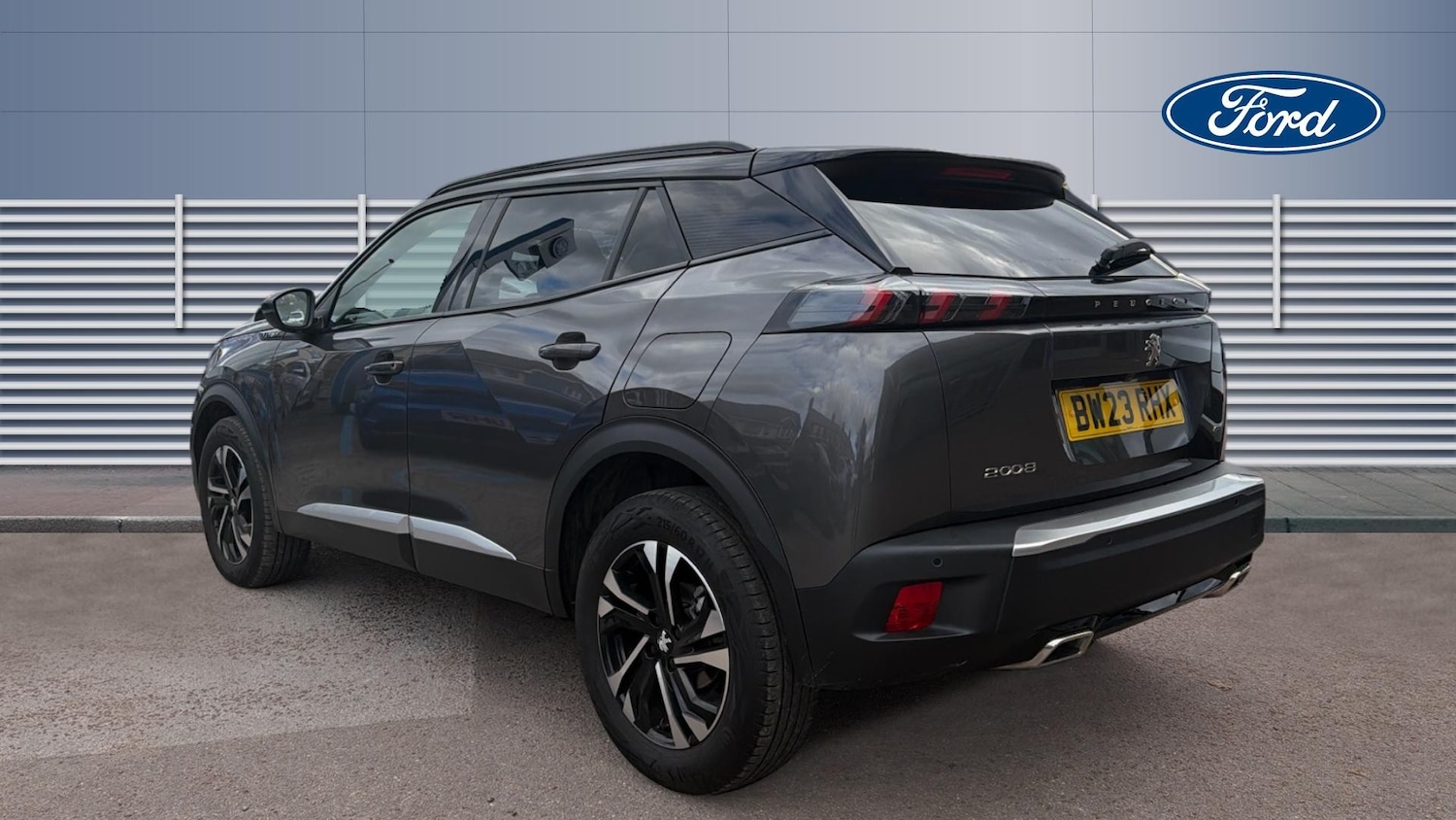 Used Peugeot 2008 2023 for sale - 76352398: Photo 2