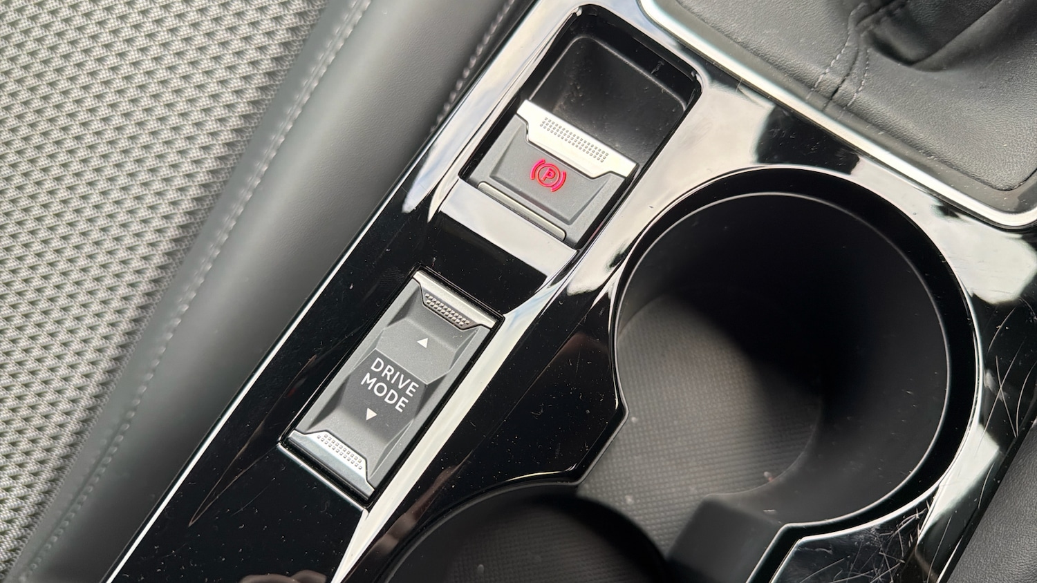 Used Peugeot 2008 2023 for sale - 76352398: Photo 34