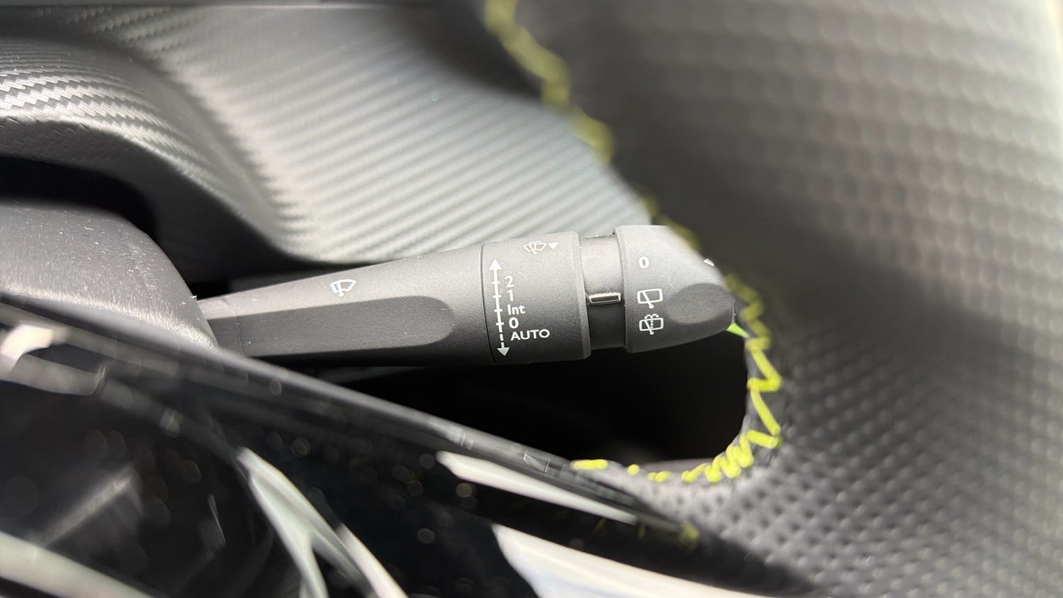 Used Peugeot 2008 2023 for sale - 76352398: Photo 40