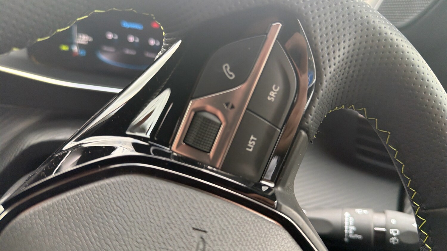 Used Peugeot 2008 2023 for sale - 76352398: Photo 42