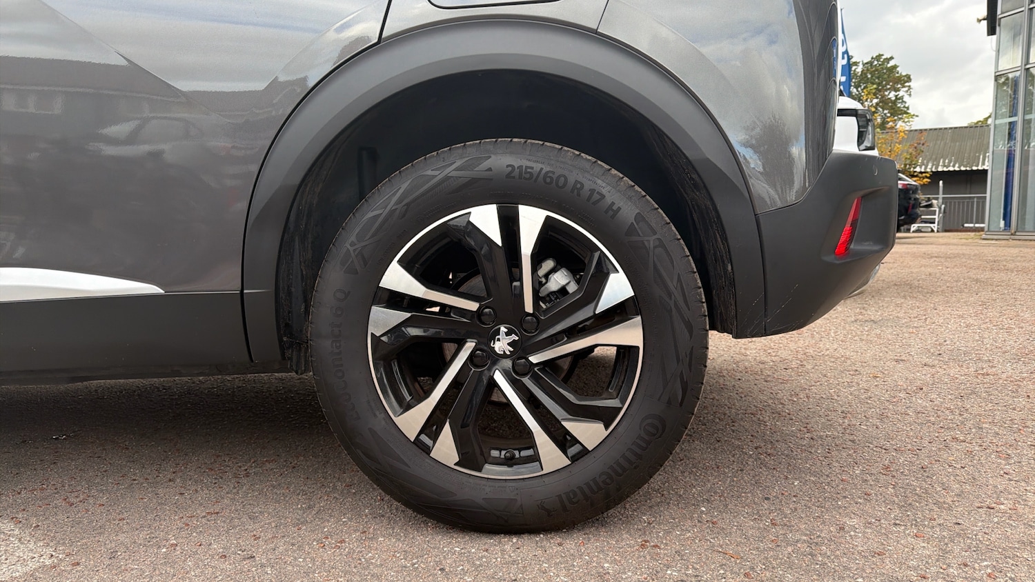 Used Peugeot 2008 2023 for sale - 76352398: Photo 7