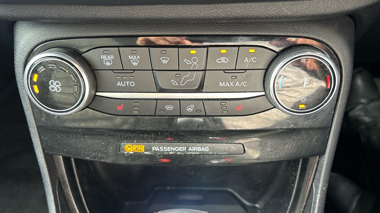 Vehicle 29