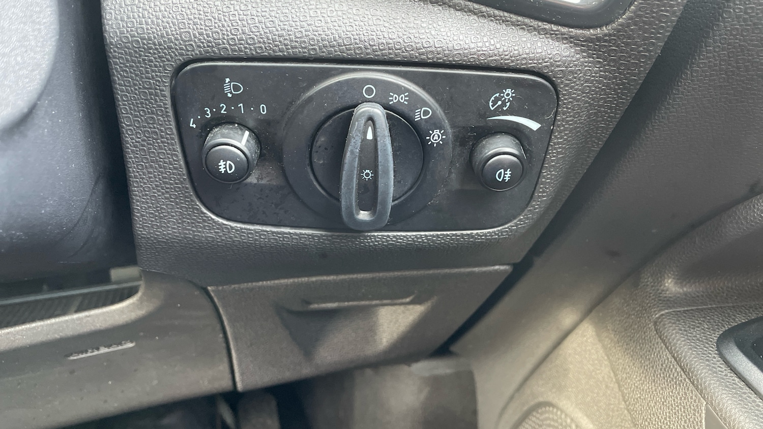 Used Ford Ecosport 2016 for sale - 77206913: Photo 24