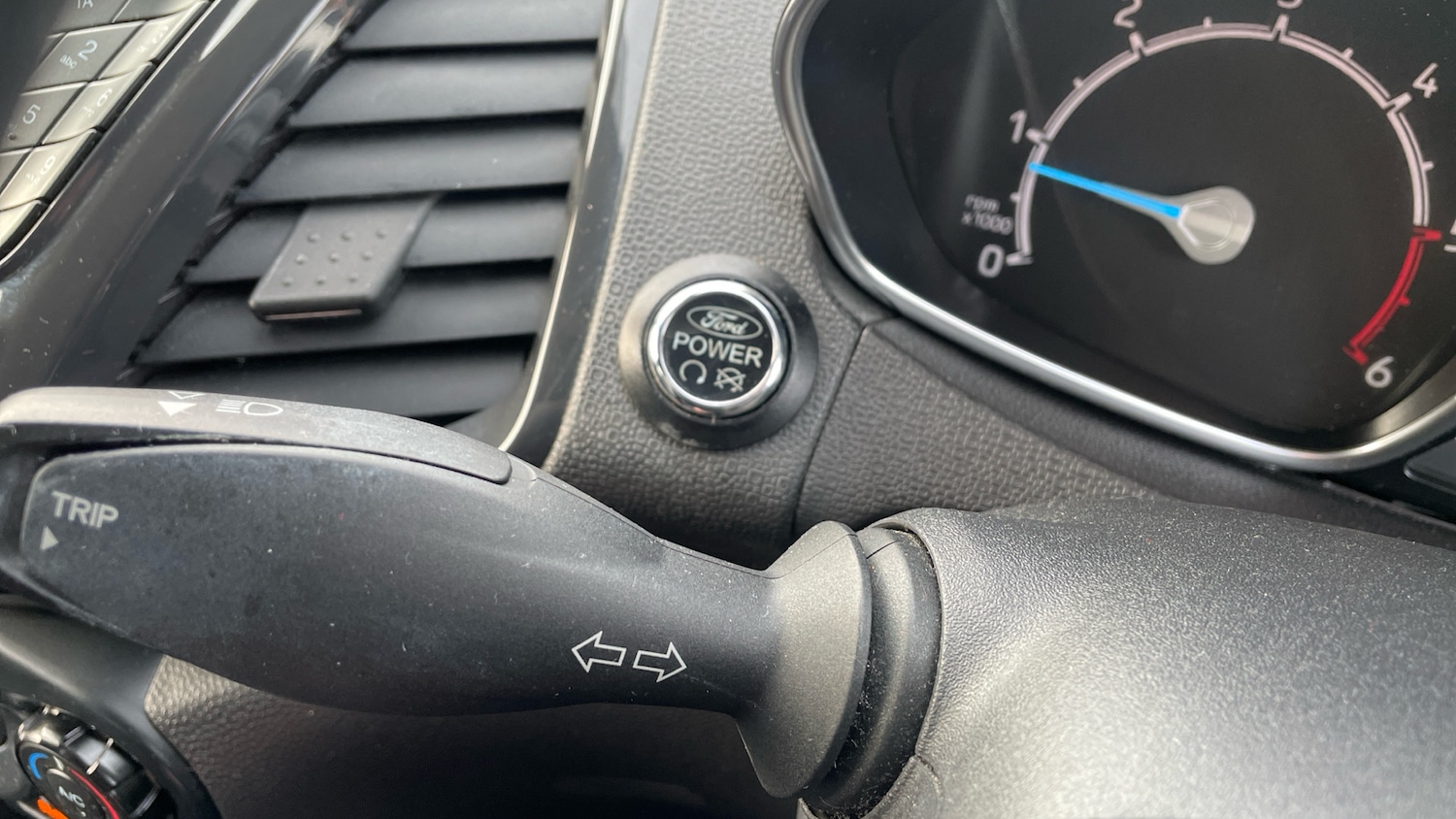 Used Ford Ecosport 2016 for sale - 77206913: Photo 31