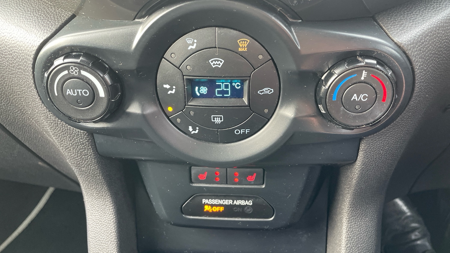 Used Ford Ecosport 2016 for sale - 77206913: Photo 32