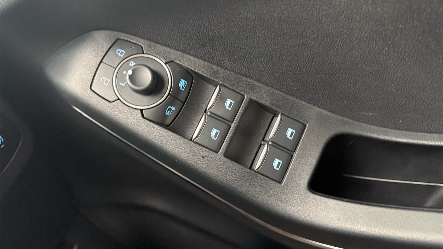 Used Ford Puma 2023 for sale - 76422233: Photo 34