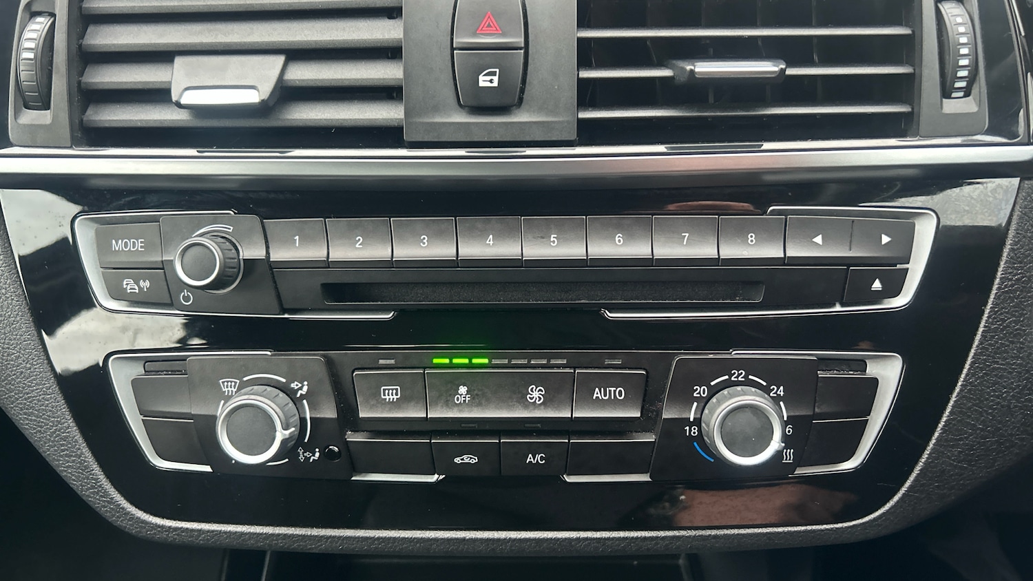 Used BMW 1 Series 2018 for sale - 76979308: Photo 27