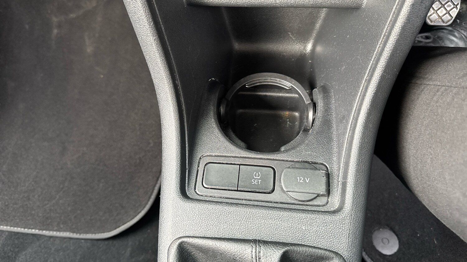 Used Volkswagen up! 2018 for sale - 77830428: Photo 25