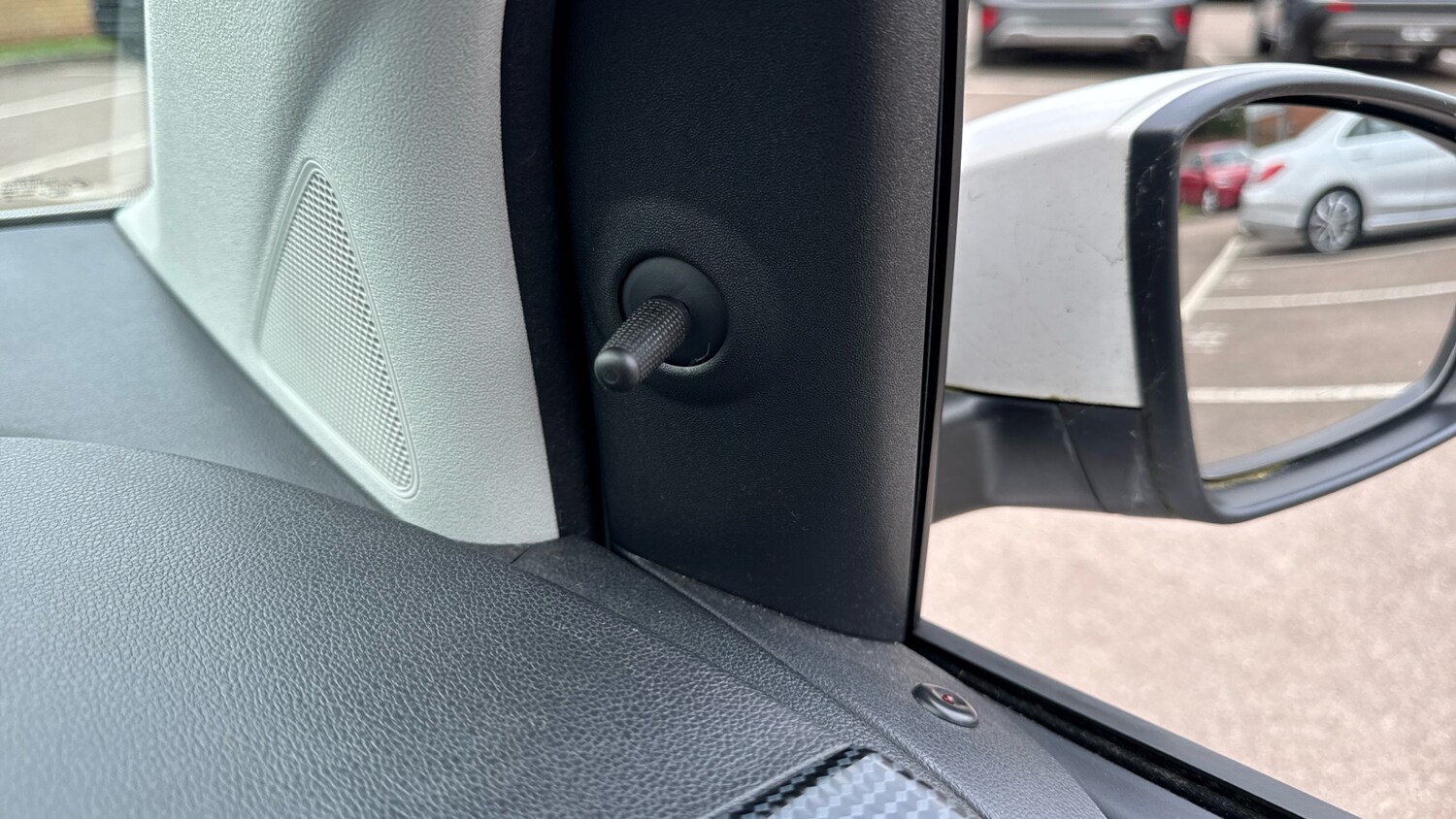 Used Volkswagen up! 2018 for sale - 77830428: Photo 33