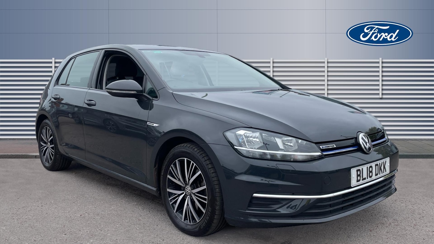 Used Volkswagen Golf 2018 for sale - 76286752: Photo 1