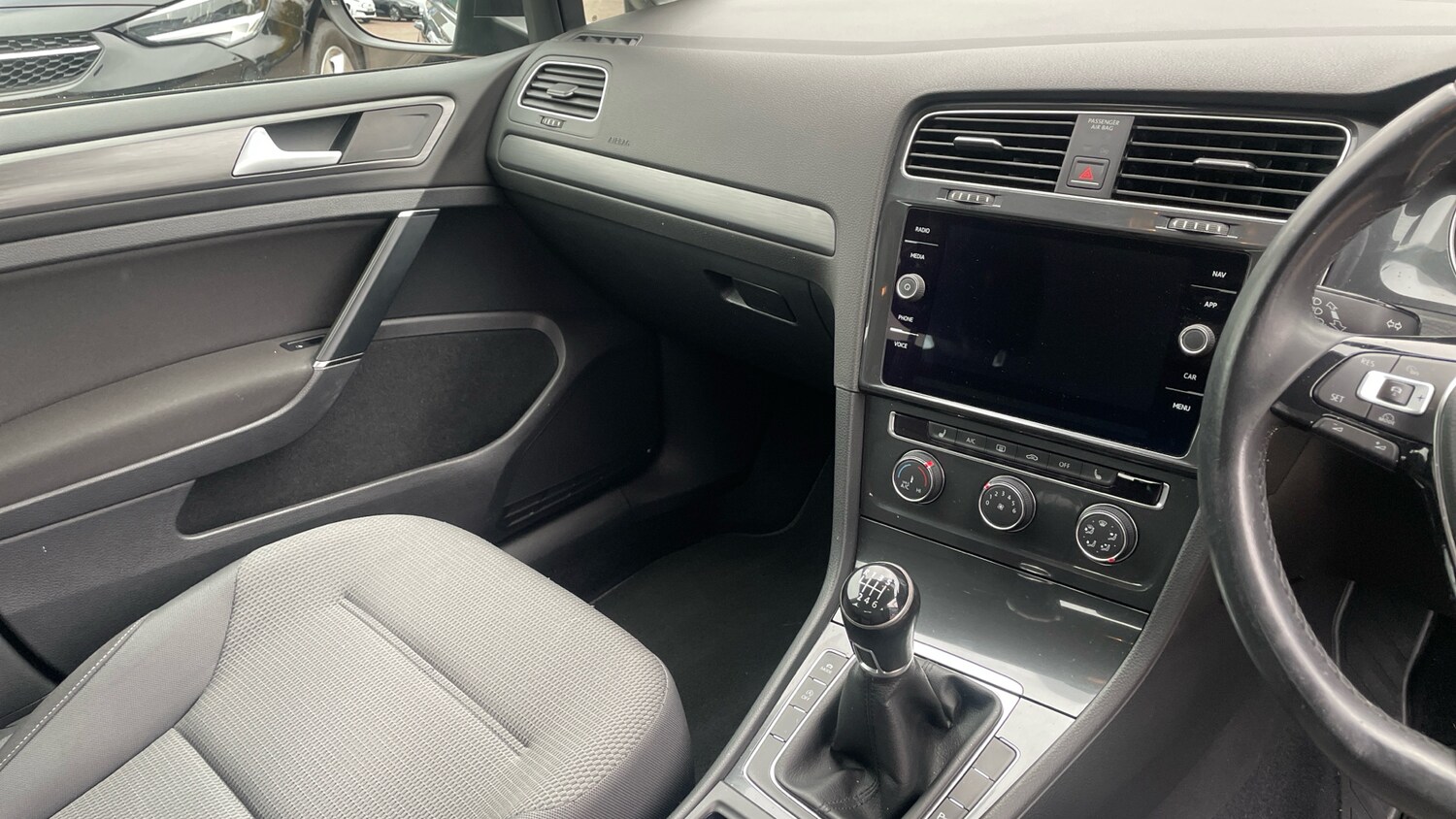 Used Volkswagen Golf 2018 for sale - 76286752: Photo 14