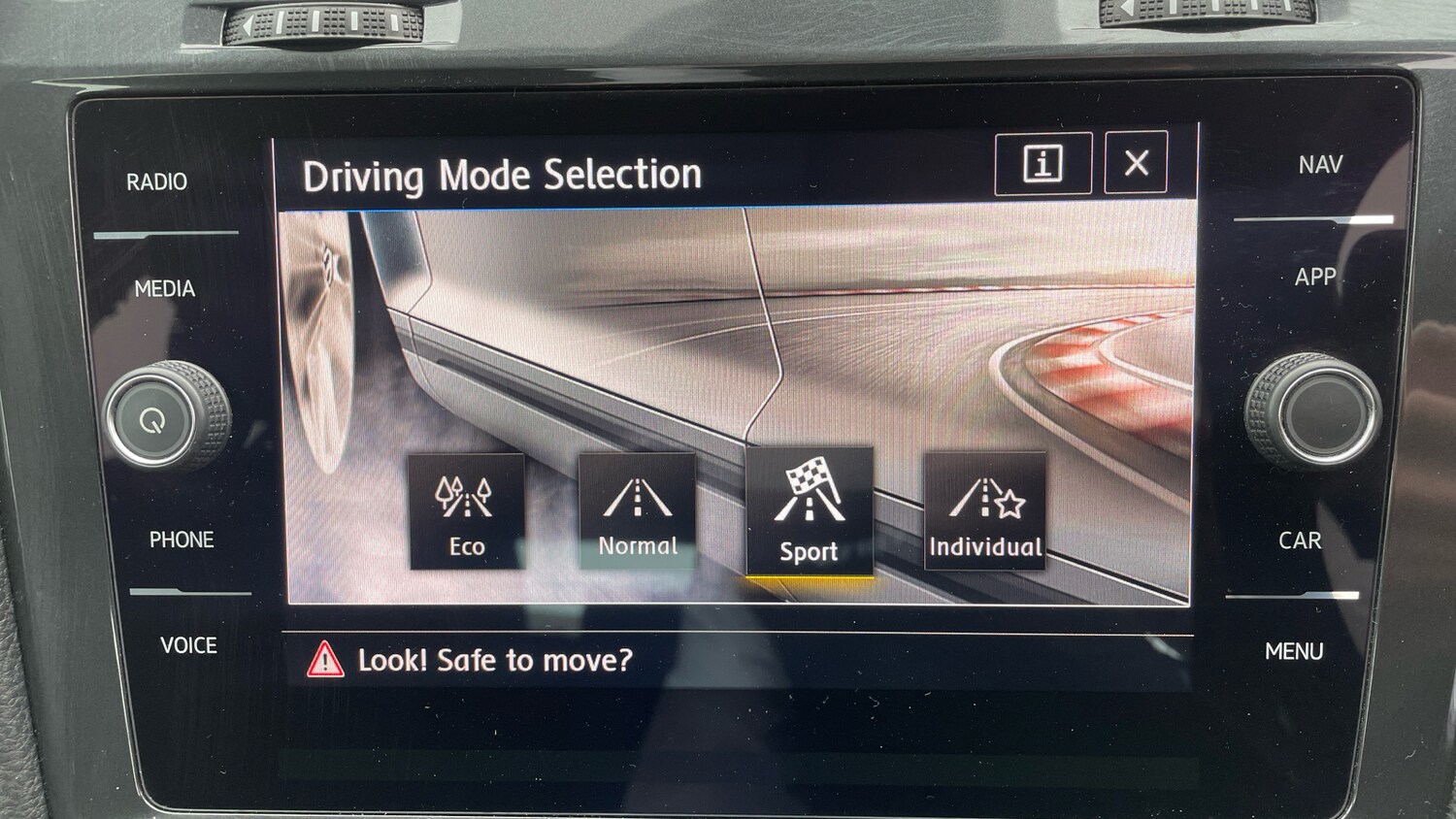 Used Volkswagen Golf 2018 for sale - 76286752: Photo 38