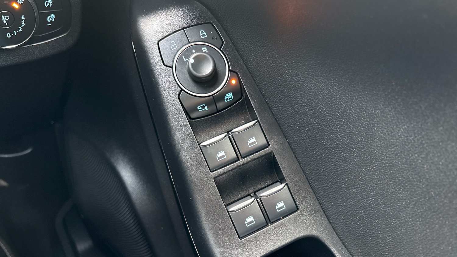 Used Ford Puma 2023 for sale - 77052932: Photo 25