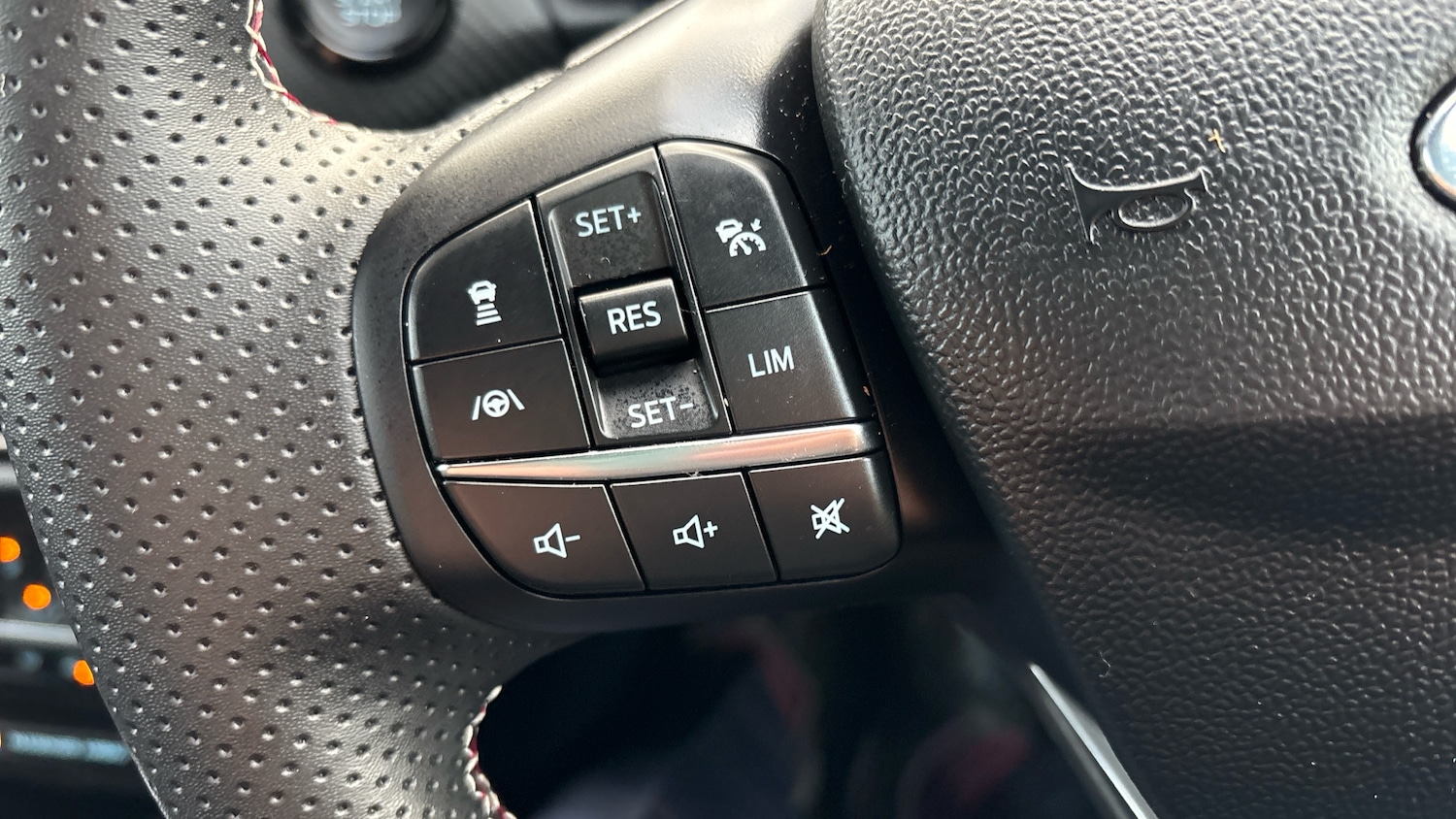 Used Ford Puma 2023 for sale - 77052932: Photo 29