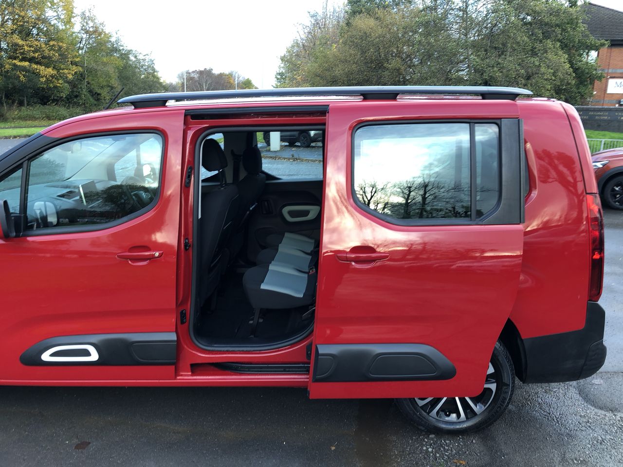 Used Citroen Berlingo 2019 for sale - 76541270: Photo 4