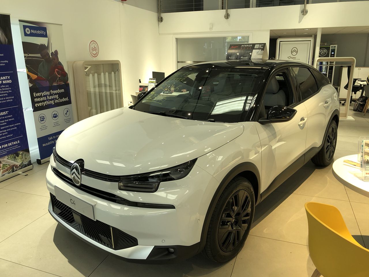 Used Citroen C4 2025 for sale - 76329472: Photo 3