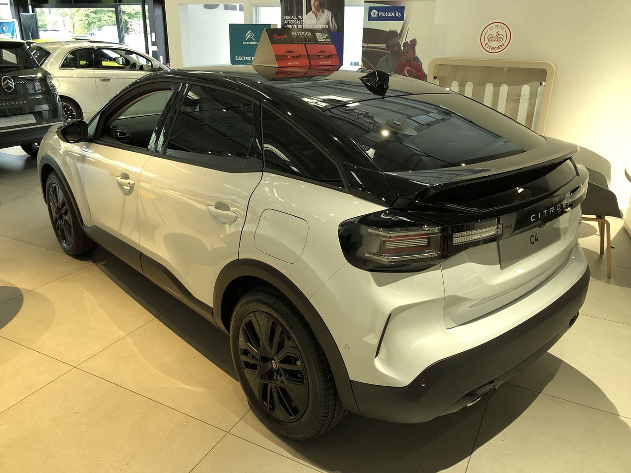 Used Citroen C4 2025 for sale - 76329472: Photo 4