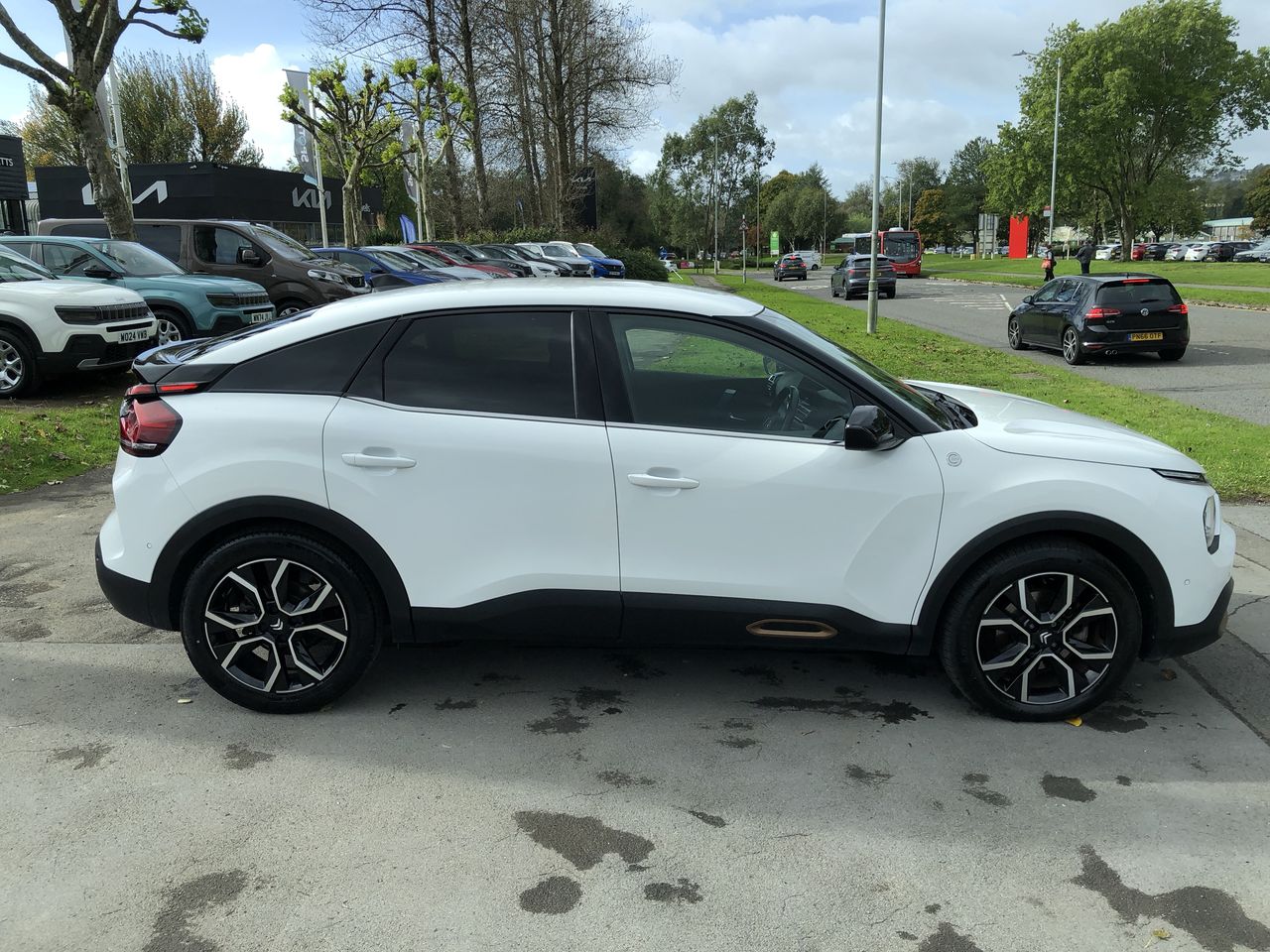 Used Citroen C4 2023 for sale - 76329479: Photo 8