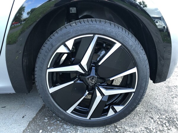Used Peugeot 208 2025 for sale - 76176970: Photo 10