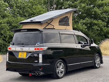 Used Nissan Elgrand 2011 for sale - 76385138: Photo