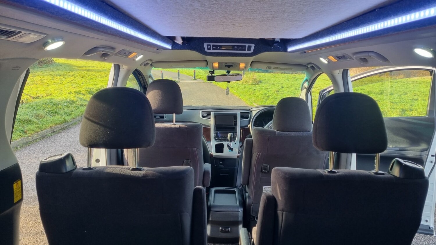 Used Toyota Vellfire for sale - 76941725: Photo 13