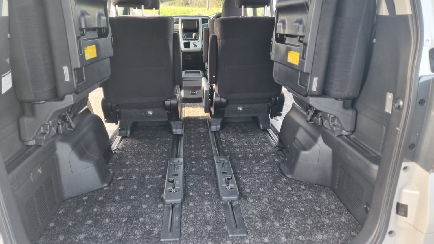 Used Toyota Vellfire for sale - 76941725: Photo 15