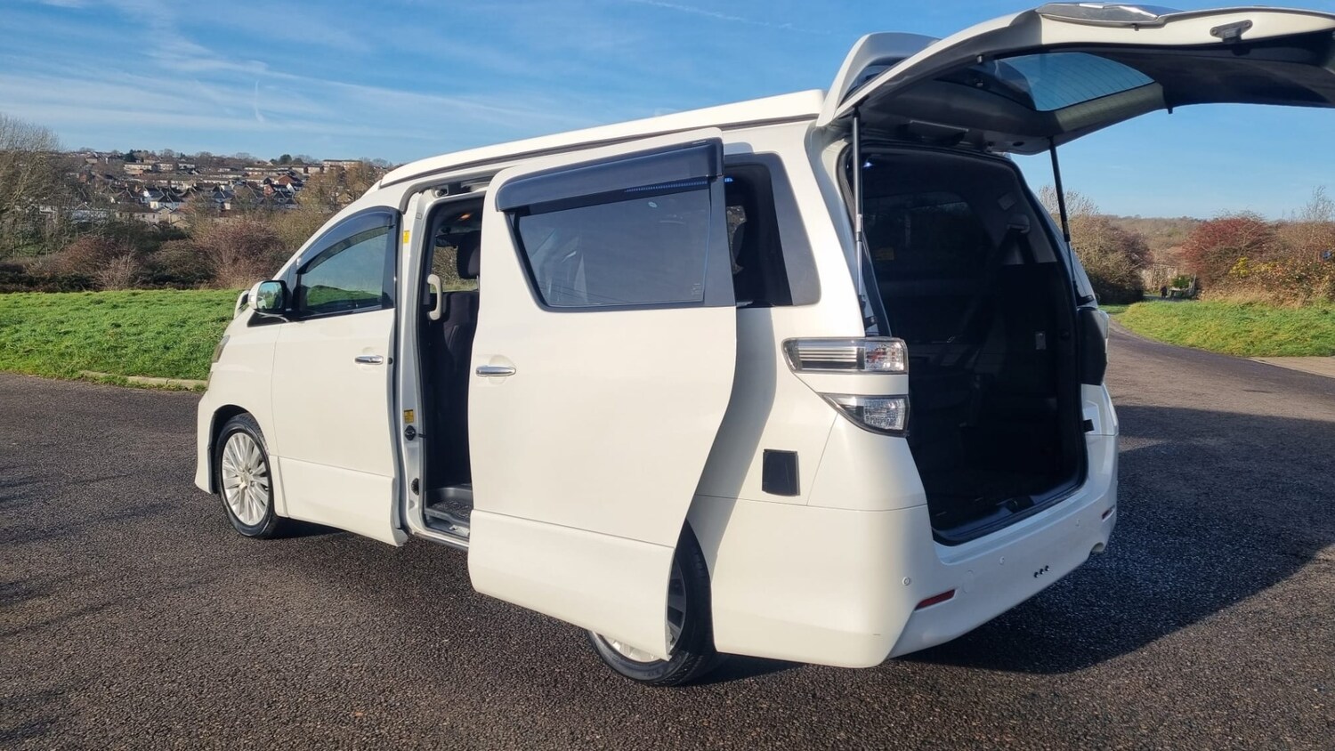 Used Toyota Vellfire for sale - 76941725: Photo 17