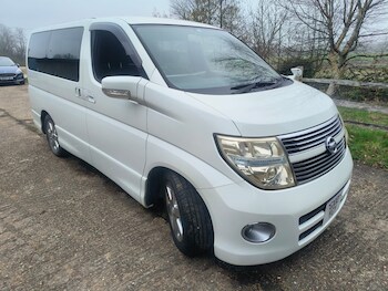Used Nissan Elgrand 2010 for sale - 77804310: Photo
