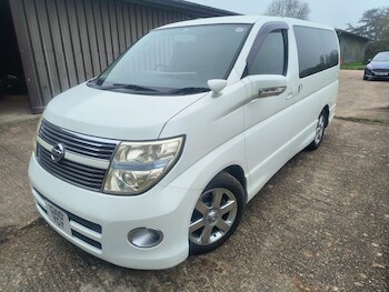 Used Nissan Elgrand 2010 for sale - 77804310: Photo