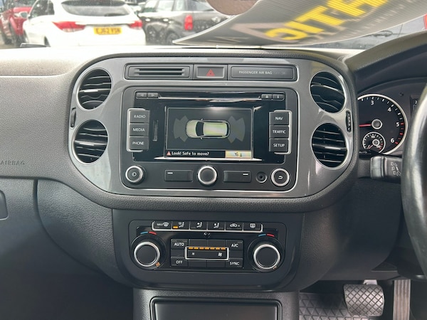 Used Volkswagen Tiguan 2015 for sale - 76011276: Photo 17