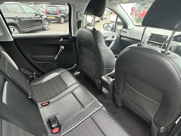 Used Peugeot 2008 2015 for sale - 76242856: Photo 13