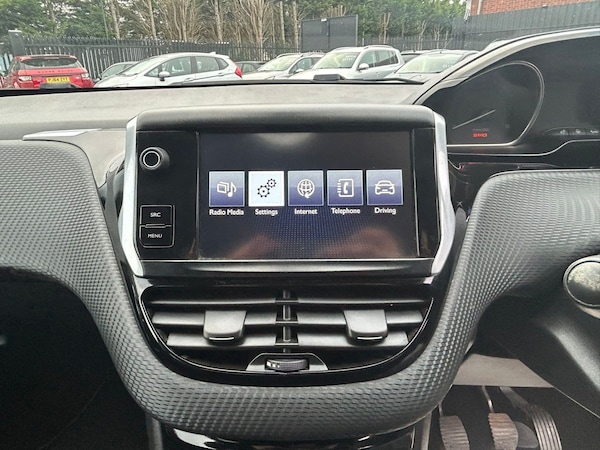 Used Peugeot 2008 2015 for sale - 76242856: Photo 14