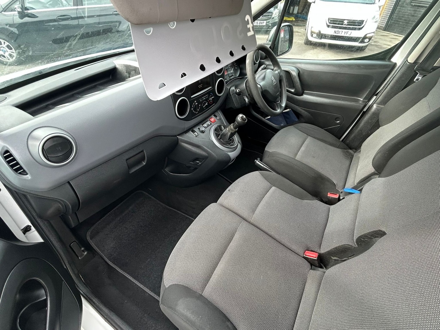 Used Peugeot Partner 2018 for sale - 76101050: Photo 11
