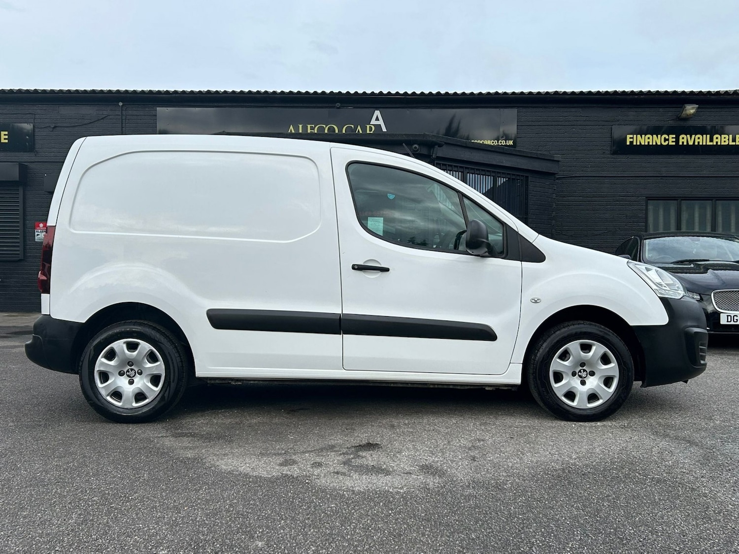 Used Peugeot Partner 2018 for sale - 76101050: Photo 6