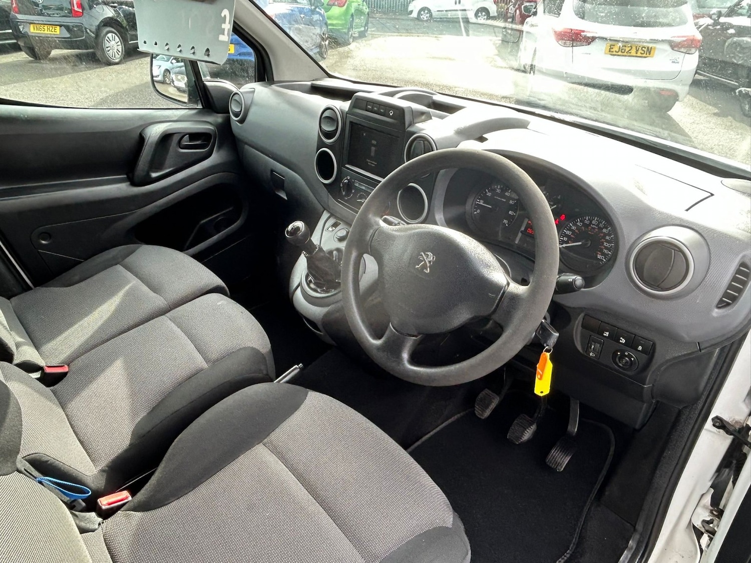 Used Peugeot Partner 2018 for sale - 76101050: Photo 9