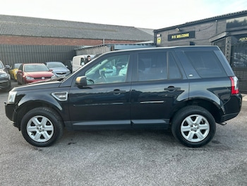 Used Land Rover Freelander 2011 for sale - 77721292: Photo