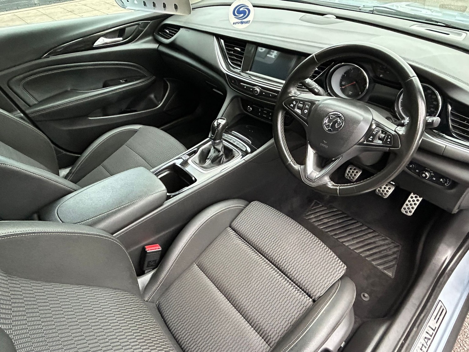 Used Vauxhall Insignia 2017 for sale - 76863932: Photo 12