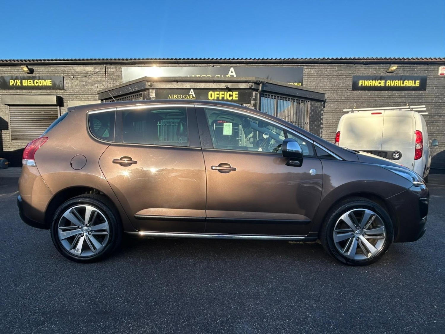 Used Peugeot 3008 2014 for sale - 77118520: Photo 6