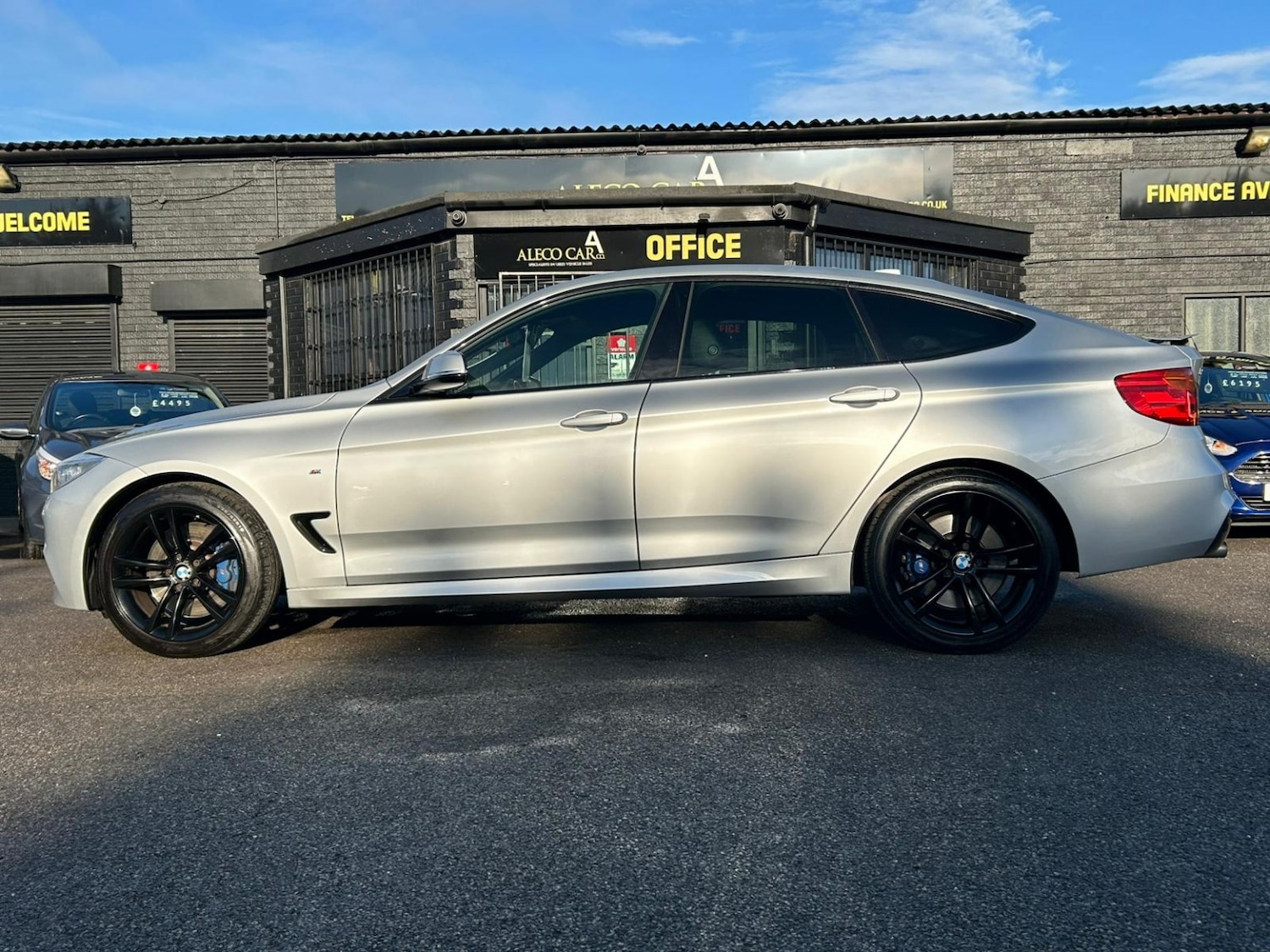 Used BMW 3 Series 2014 for sale - 76687203: Photo 2