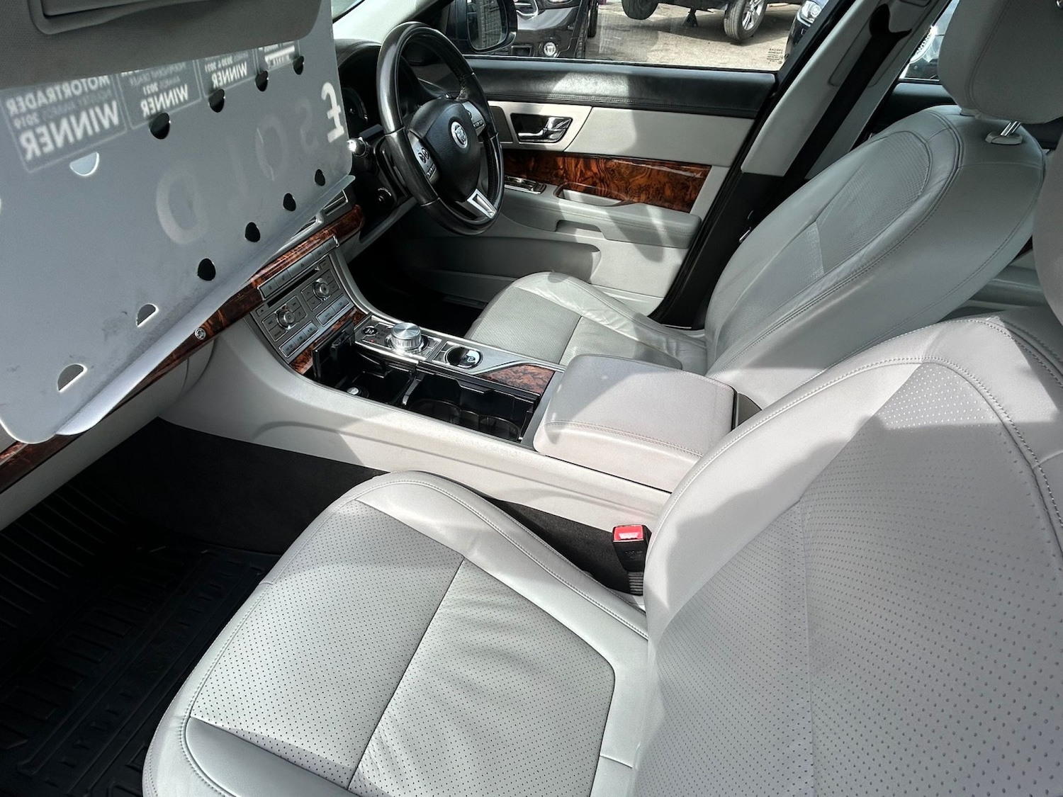 Used Jaguar XF 2010 for sale - 78197937: Photo 14